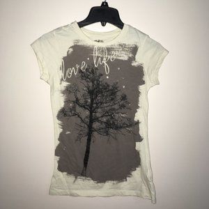 Juniors' Short Sleeve Graphic T-Shirt